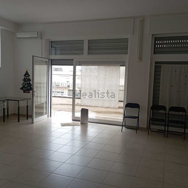 locale commerciale in vendita ad Ostuni