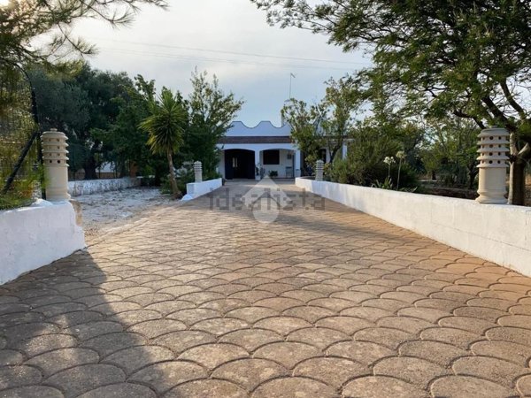 casa indipendente in vendita ad Ostuni