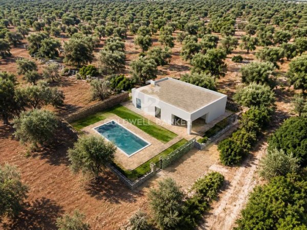 casa indipendente in vendita ad Ostuni