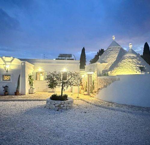 pentavano in vendita ad Ostuni