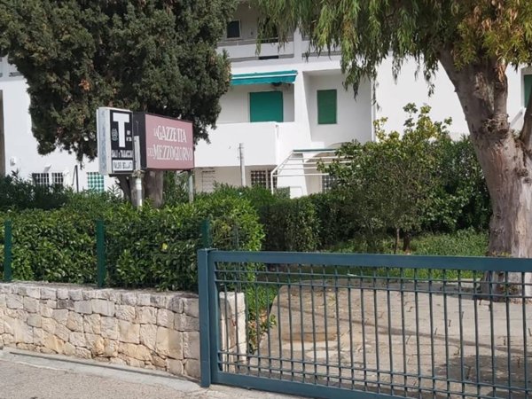 negozio in vendita ad Ostuni in zona Rosa Marina