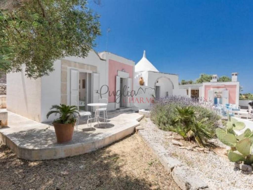 casa indipendente in vendita ad Ostuni