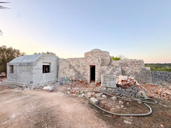 casa indipendente in vendita ad Ostuni