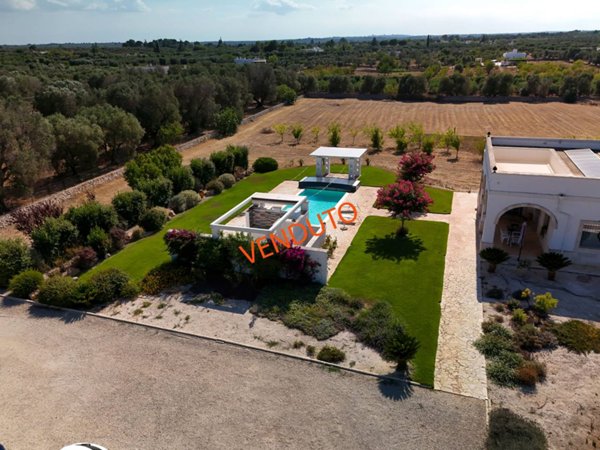 casa indipendente in vendita ad Ostuni