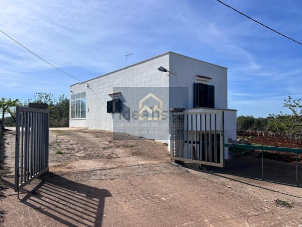 casa indipendente in vendita ad Ostuni