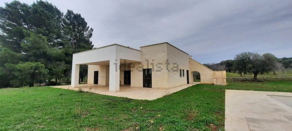 casa indipendente in vendita ad Ostuni