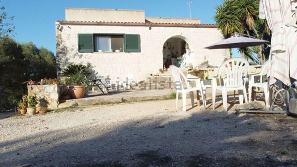 casa indipendente in vendita ad Ostuni