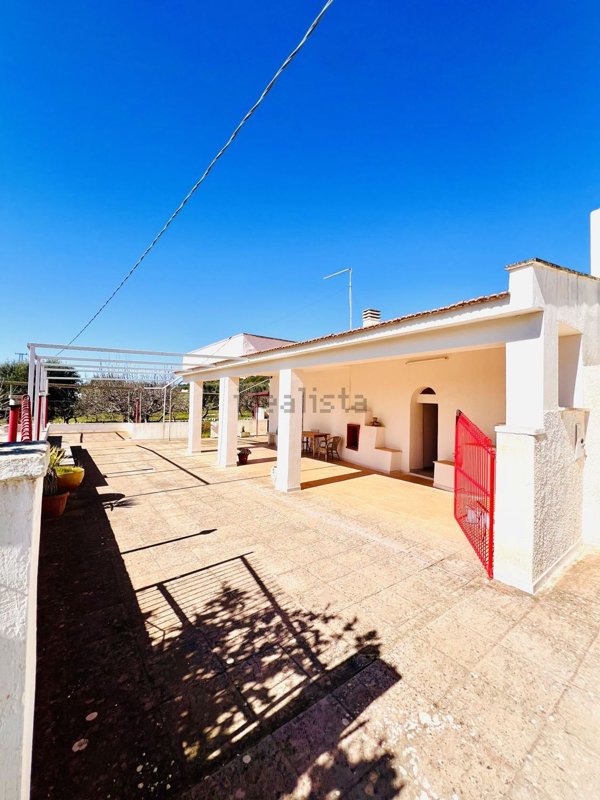 casa indipendente in vendita ad Ostuni