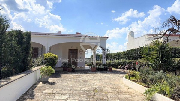 casa indipendente in vendita ad Ostuni