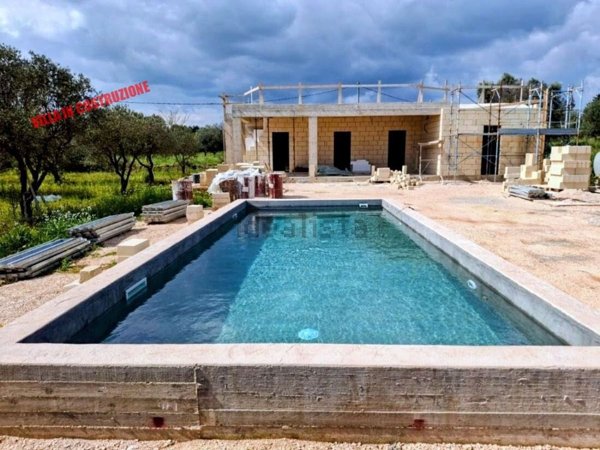 casa indipendente in vendita ad Ostuni