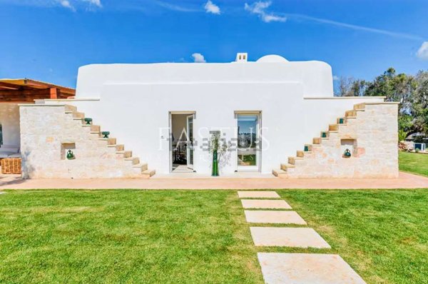 esavano in vendita ad Ostuni