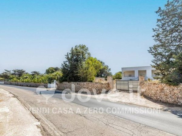 casa indipendente in vendita ad Ostuni in zona Pilone