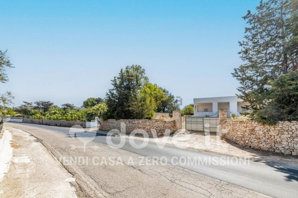 casa indipendente in vendita ad Ostuni in zona Villanova