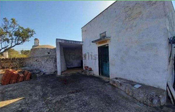 quadrivano in vendita ad Ostuni