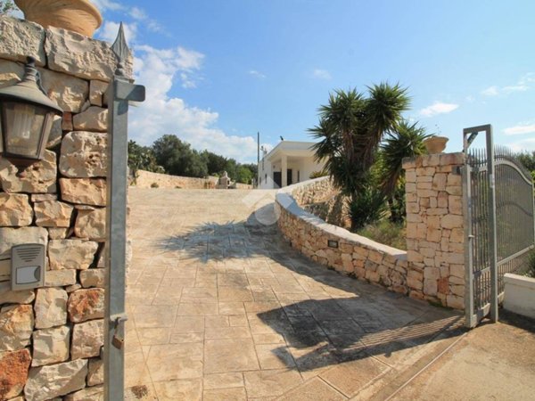 casa indipendente in vendita ad Ostuni