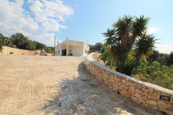 casa indipendente in vendita ad Ostuni