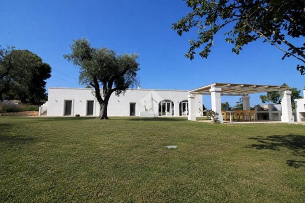casa indipendente in vendita ad Ostuni