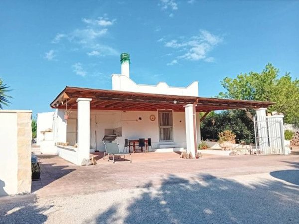 casa indipendente in vendita ad Ostuni