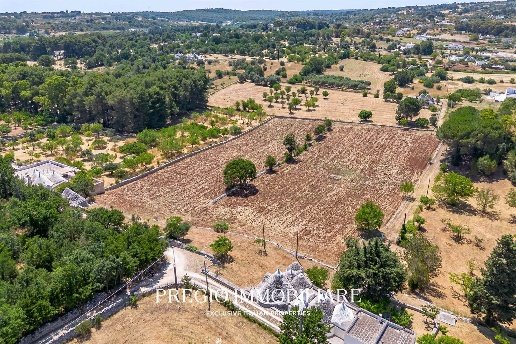 quadrivano in vendita ad Ostuni
