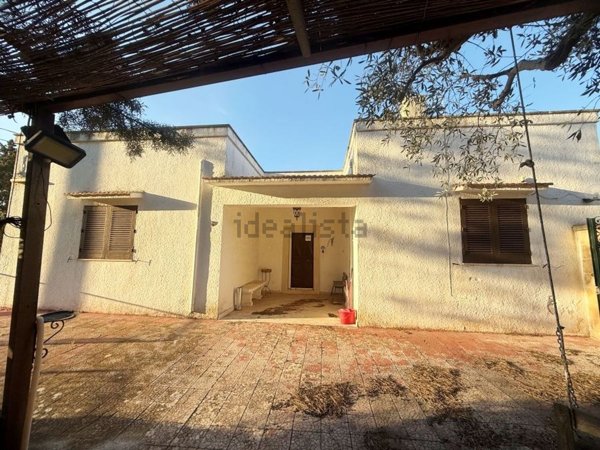 quadrivano in vendita ad Ostuni