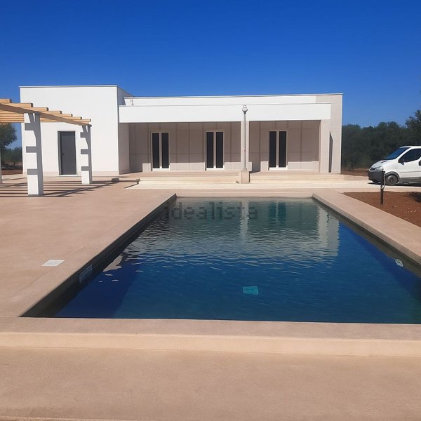 casa indipendente in vendita ad Ostuni