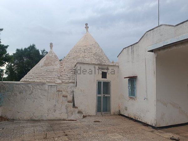 quadrivano in vendita ad Ostuni