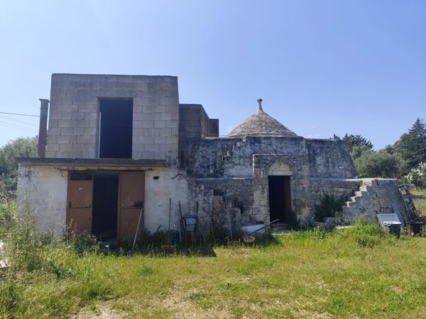 quadrivano in vendita ad Ostuni