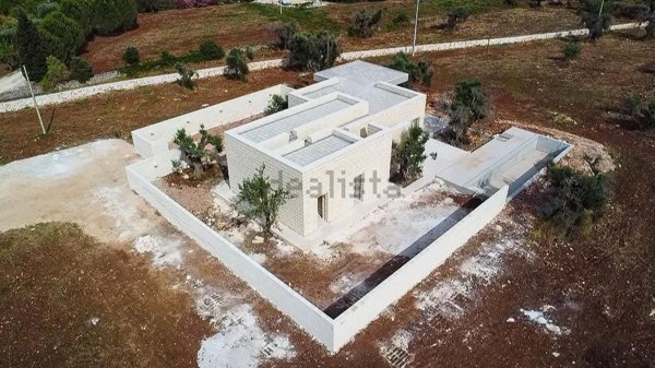 casa indipendente in vendita ad Ostuni