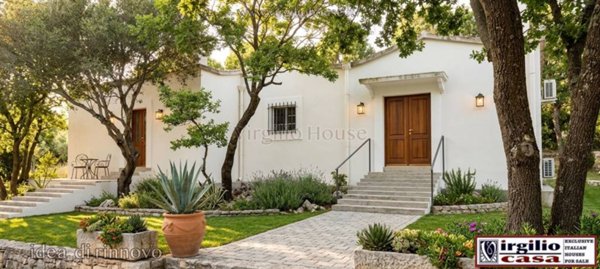 casa indipendente in vendita ad Ostuni
