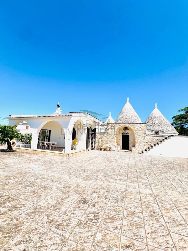 casa indipendente in vendita ad Ostuni