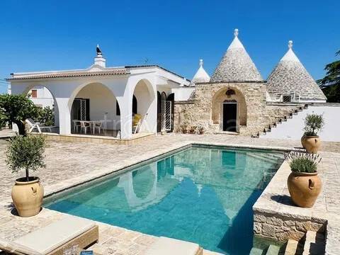 casa indipendente in vendita ad Ostuni in zona Ramunno Secondo