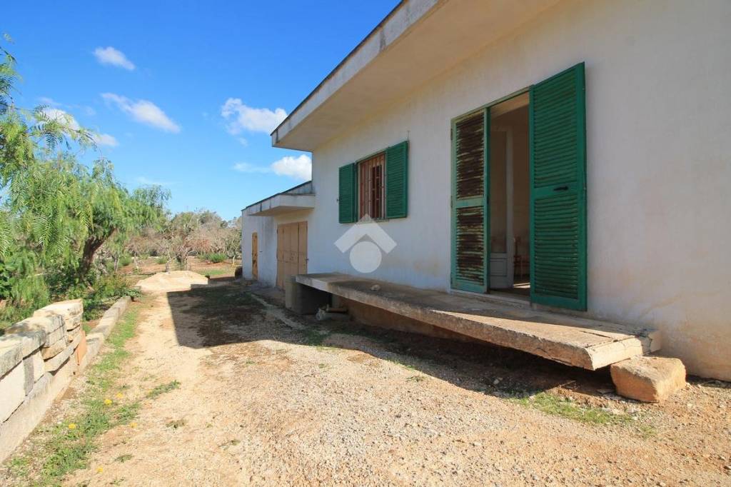 casa indipendente in vendita ad Ostuni