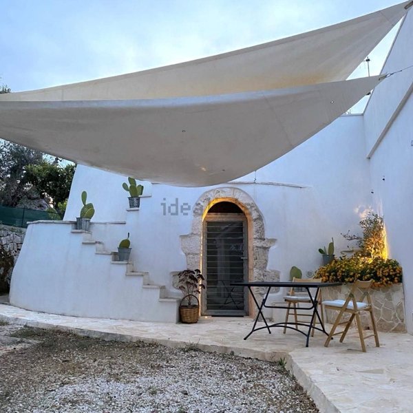 pentavano in vendita ad Ostuni