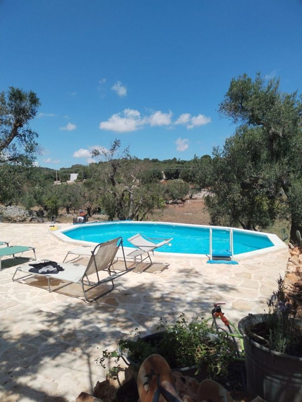 pentavano in vendita ad Ostuni in zona Ramunno Secondo