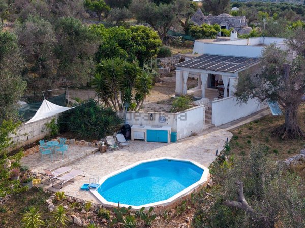 pentavano in vendita ad Ostuni
