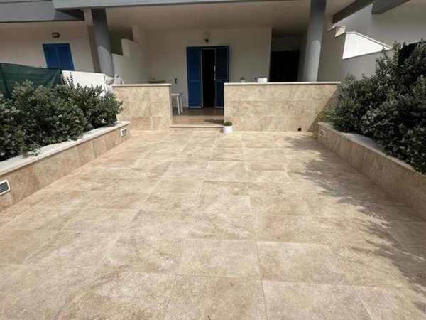 casa indipendente in vendita ad Ostuni in zona Villanova