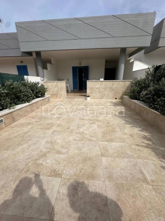 casa indipendente in vendita ad Ostuni in zona Villanova