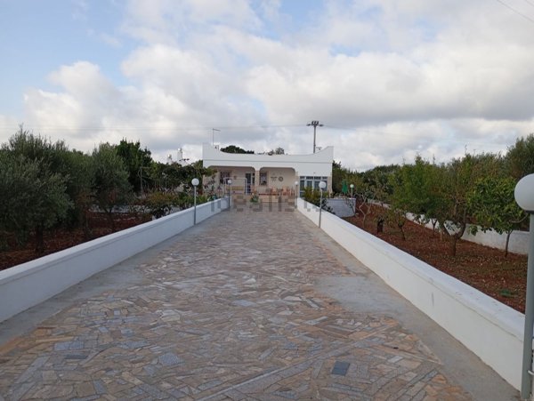 casa indipendente in vendita ad Ostuni