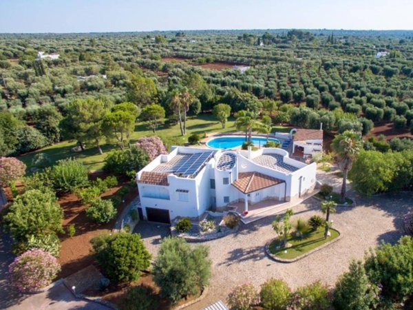casa indipendente in vendita ad Ostuni