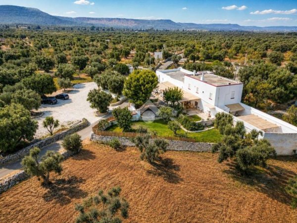 casa indipendente in vendita ad Ostuni