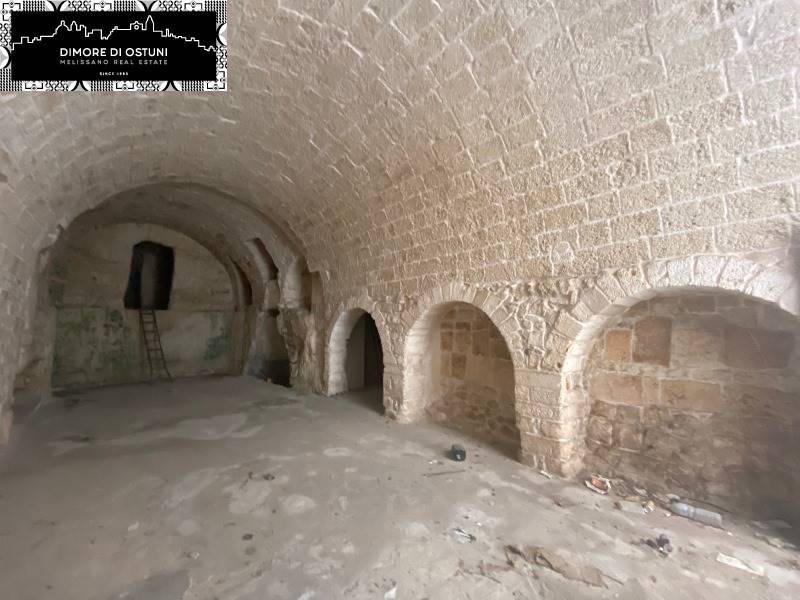 negozio in vendita ad Ostuni