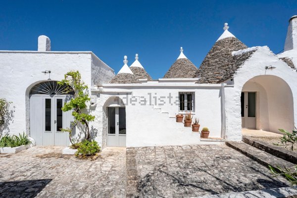 quadrivano in vendita ad Ostuni