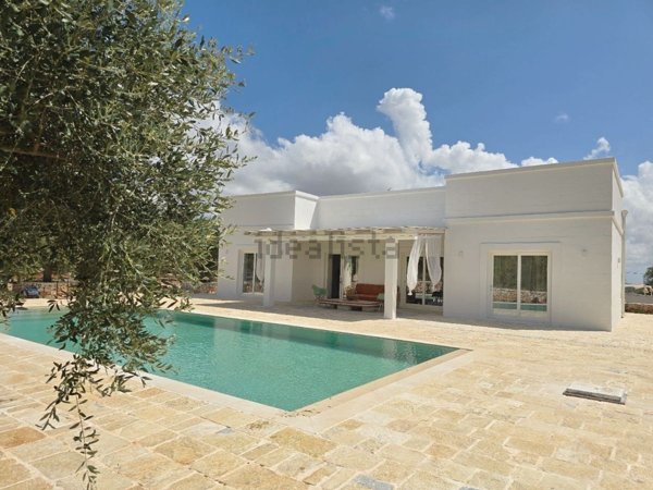 casa indipendente in vendita ad Ostuni
