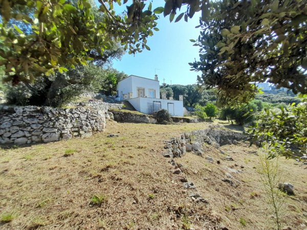 casa indipendente in vendita ad Ostuni in zona Ramunno Secondo