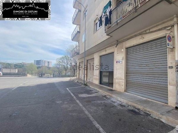 locale commerciale in vendita ad Ostuni