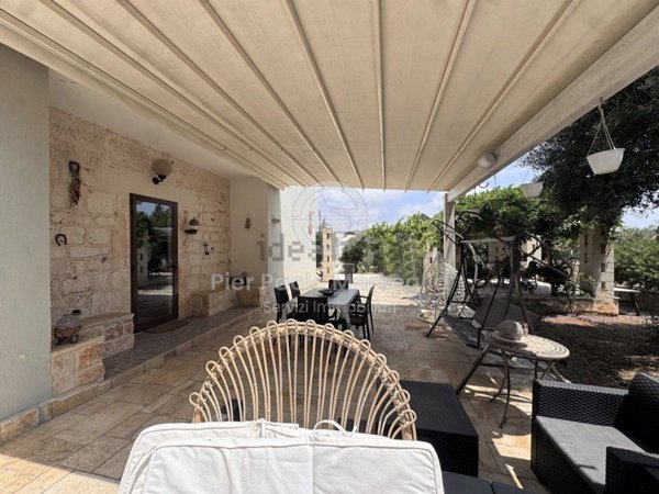 casa indipendente in vendita ad Ostuni in zona Ramunno Secondo