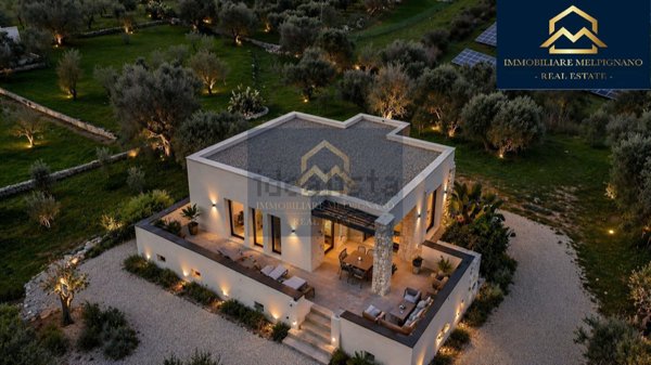 casa indipendente in vendita ad Ostuni