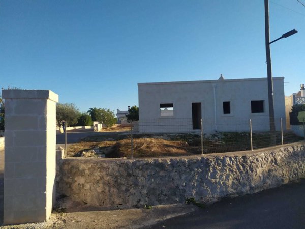 casa indipendente in vendita ad Ostuni in zona Ramunno Secondo
