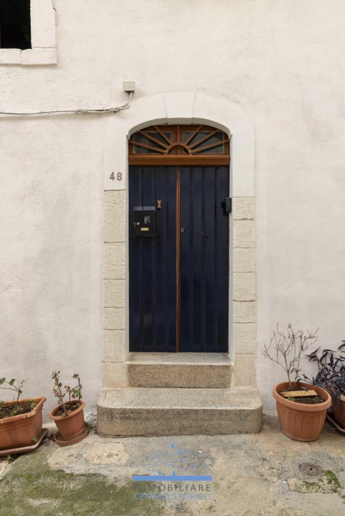 pentavano in vendita ad Ostuni