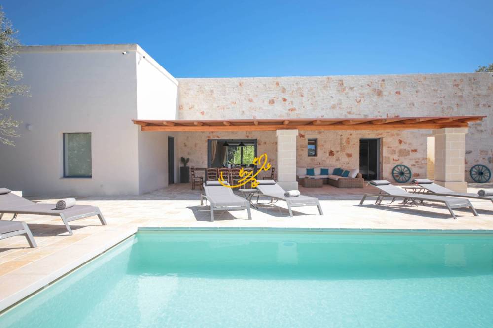 casa indipendente in vendita ad Ostuni in zona Ramunno Secondo